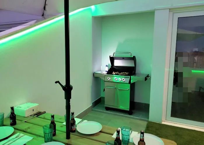 Apartamento Con Terraza, Barbacoa Y Vistas Al Mar